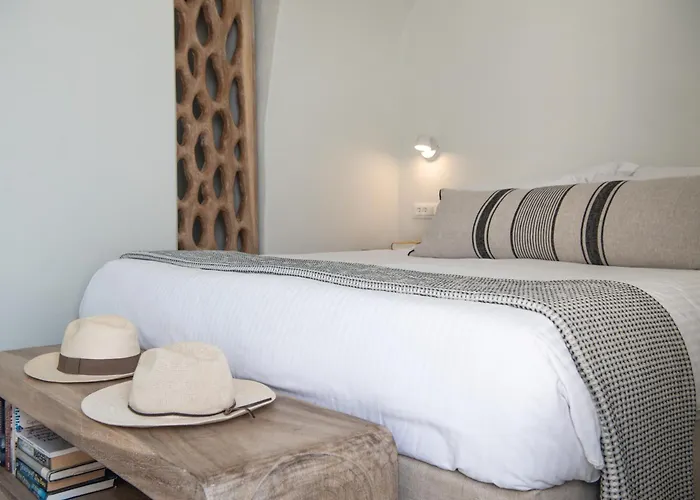 Native Eco * Imerovigli (Santorini)