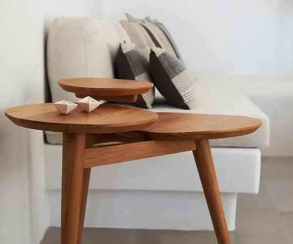 Villa Native Eco Imerovigli (Santorini)