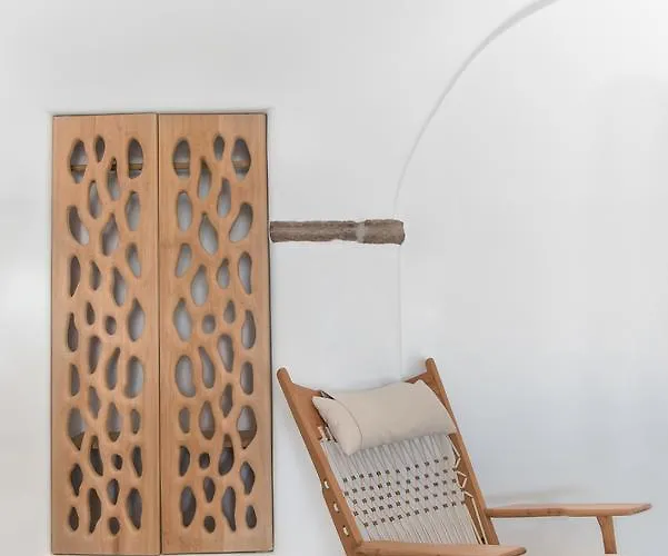 Native Eco * Imerovigli (Santorini)