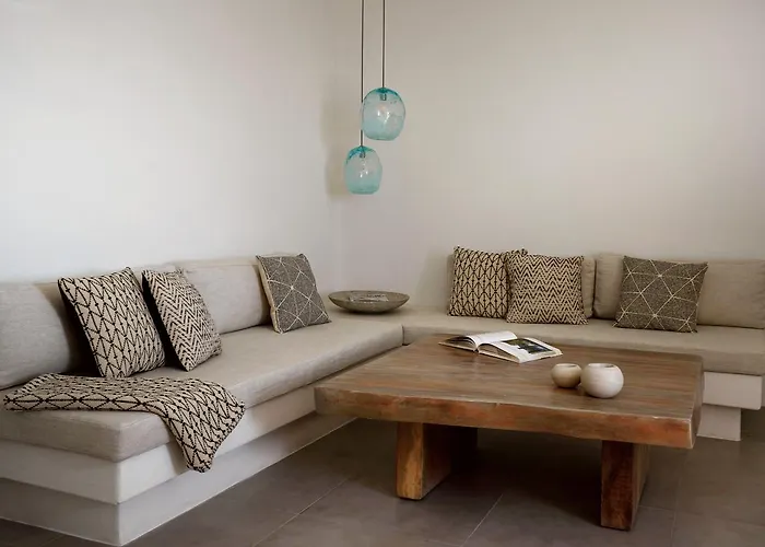 Villa Native Eco Imerovigli (Santorini)